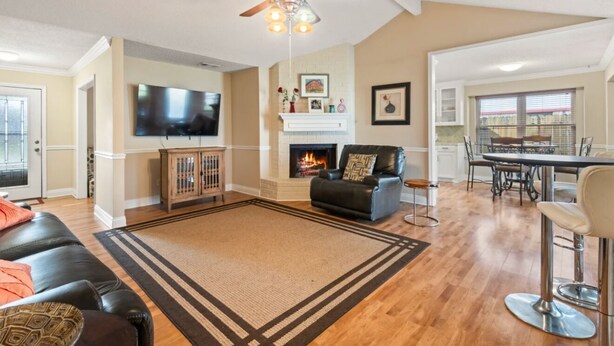 Living area - Slidell-New Orleans Mardi Gras Get away (Slidell)