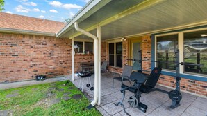 Terrace/patio - Slidell-New Orleans Mardi Gras Get away (Slidell)