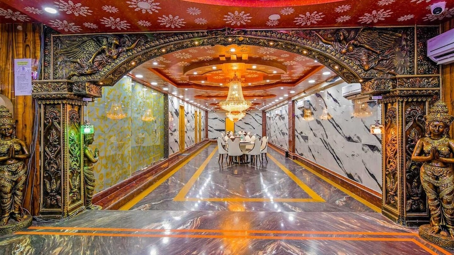 Hotel Rahi Crown by Stays Easy