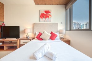Estúdio, 1 quarto, sacada, vista para a cidade | 1 quarto