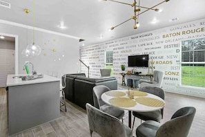 Dining - The Designer Family Series (Baton Rouge)