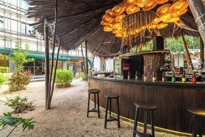 Bar (on property) - 2BR Plunge Pool, Gym, Close to Beach (Tulum)