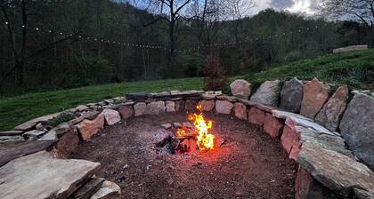 The Green House / Red River Gorge / WiFi / Private / Cliff Views / Peaceful