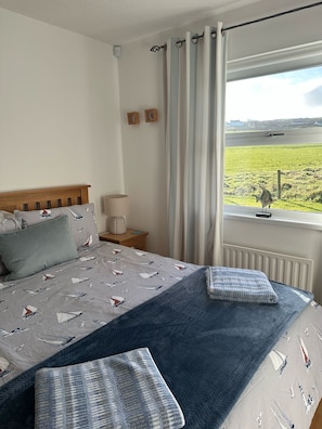 3 bedrooms, iron/ironing board, travel crib, WiFi
