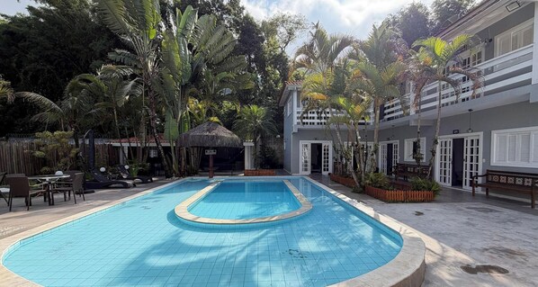 Villa | Pool | Outdoor pool - Barra do Sahy 1 (Sao Sebastiao)