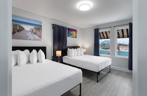 Condo, 2 Bedrooms, City View