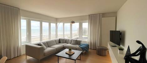 Apartment | Living room