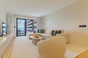 Smart TV, stereo - Serenity Madeira (Funchal)