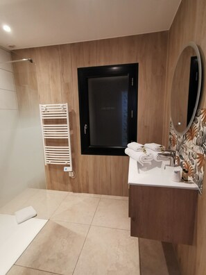 Superior-Apartment | Badezimmer