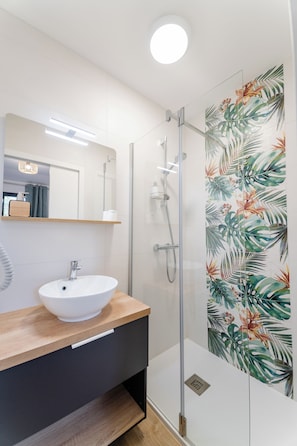 Comfort Double Room | Bathroom