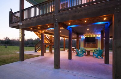 Angler’s Paradise! Amazing fishing w/ in minutes! 3 bed,sleeps 7 ppl, 2 bath.