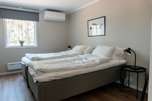 Apartment, Kitchenette, Sea View | Free WiFi - Perchlodge (Monsteras)