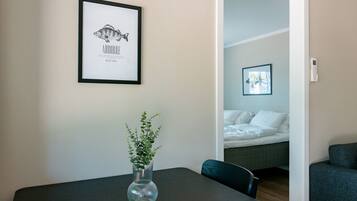 LĂ€genhet - pentry - havsutsikt | Vardagsrum | Tv