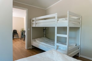 Apartment, Kitchenette, Garden View