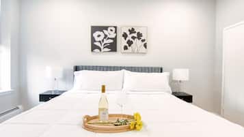 2 chambres, fer et planche à repasser, Wi-Fi gratuit, draps fournis