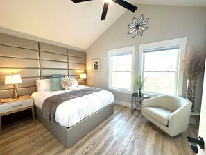 5 bedrooms, iron/ironing board, free WiFi, bed sheets