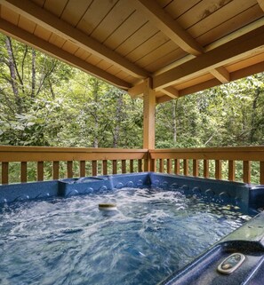 Baignoire à remous extérieure