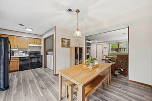 Dining - Hillside Hideaway | Community Pool, Grill & MORE! (Pigeon Forge)