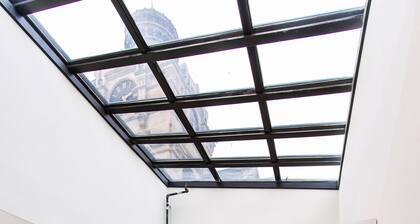 Downtown Luxury 2BR Penthouse Loft | Sleeps 8-9