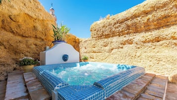 House, 2 Bedrooms, Accessible, Smoking | Pool | Outdoor pool