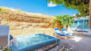 House, 2 Bedrooms, Accessible, Smoking | Pool | Outdoor pool