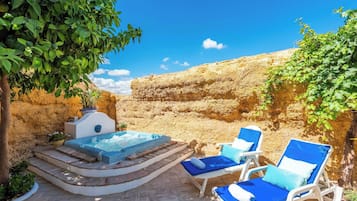 House, 2 Bedrooms, Accessible, Smoking | Pool | Outdoor pool