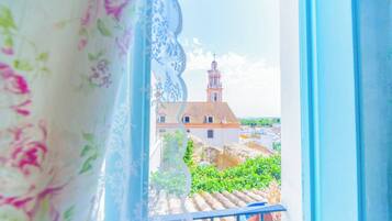 House, 2 Bedrooms, Accessible, Smoking | Balcony