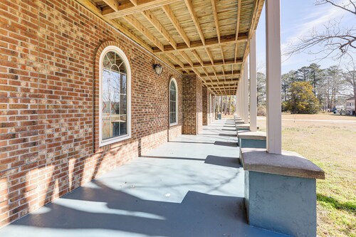 Boat Dock & Ramp: Canal-Front Home!