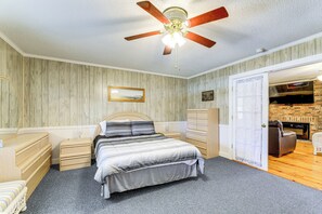 1 chambre, bureau, fer et planche à repasser, accès à Internet