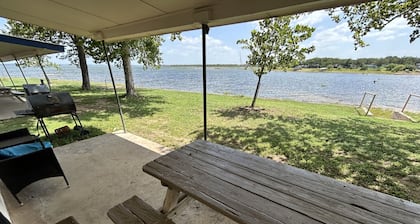 The Lakeside Studio 3