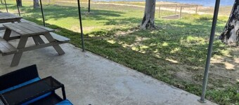 The Lakeside Studio 4