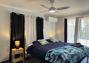 3 bedrooms, iron/ironing board, free WiFi, bed sheets