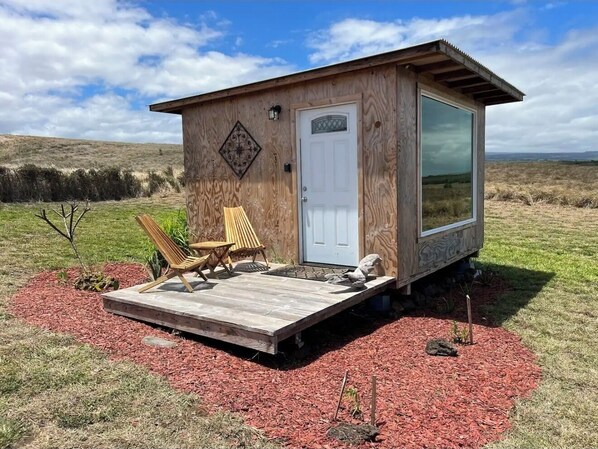 Terrace/patio - Simple yet enchanting abode (Naalehu)