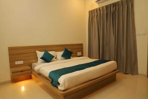 Kamar Deluks, balkon, pemandangan kebun | Meja kerja, ruang kerja ramah laptop, dan Wi-Fi gratis