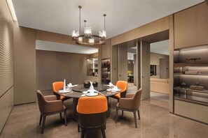 Grand Suite, 1 King Bed