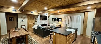 Luxurious Condo - New Construction in Angel Fire