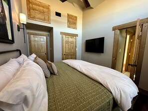 4 chambres, bureau, fer et planche à repasser, Wi-Fi