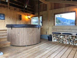 Apartment | Spa - Apartment in Gnesau With Swedish Hot Tub (Gnesau)