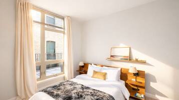 1 bedroom, desk, iron/ironing board, free WiFi