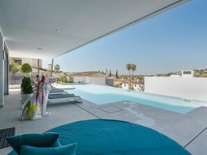 Exterior - Luxury Villa with Views Marbella  (Marbella)