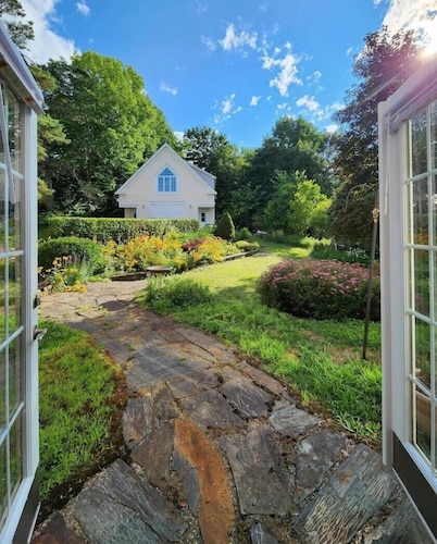 Miller House By the Bay