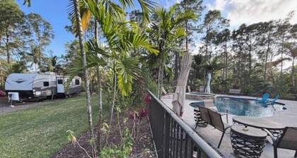 Cozy RV with Saltwater Pool & Hot Tub