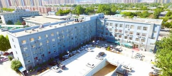 Haoyue Business Hotel(Shijiazhuang Tianshanhai World White Buddha Passenger Transport Terminal)