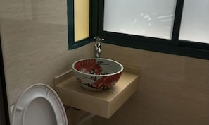 Bathroom - Keke Hotel (Shanghai)