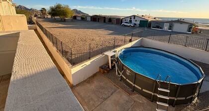 Shoreline Condo 5 Desert Oasis, Free Wifi, Cool A/C