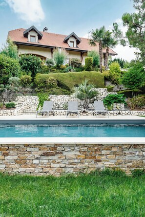 Outdoor pool, a heated pool