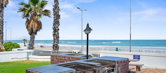 14 Cap d'Azur - Three Bedroom Apartment, Sleeps 6