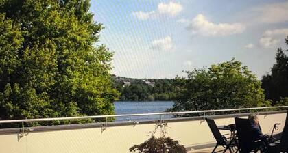 Gemütliches Apartment am See mit Pool und Sauna
