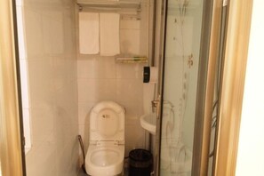 Bathroom - Hongtong Hostel (Shanwei)