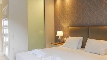 Standard Double or Twin Room, Resort View | In-room safe, blackout drapes, free WiFi